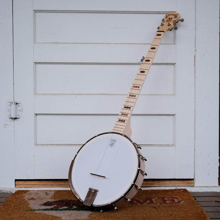 Beginner Banjo Package - Deering Goodtime Banjo Deering 5 String Banjos