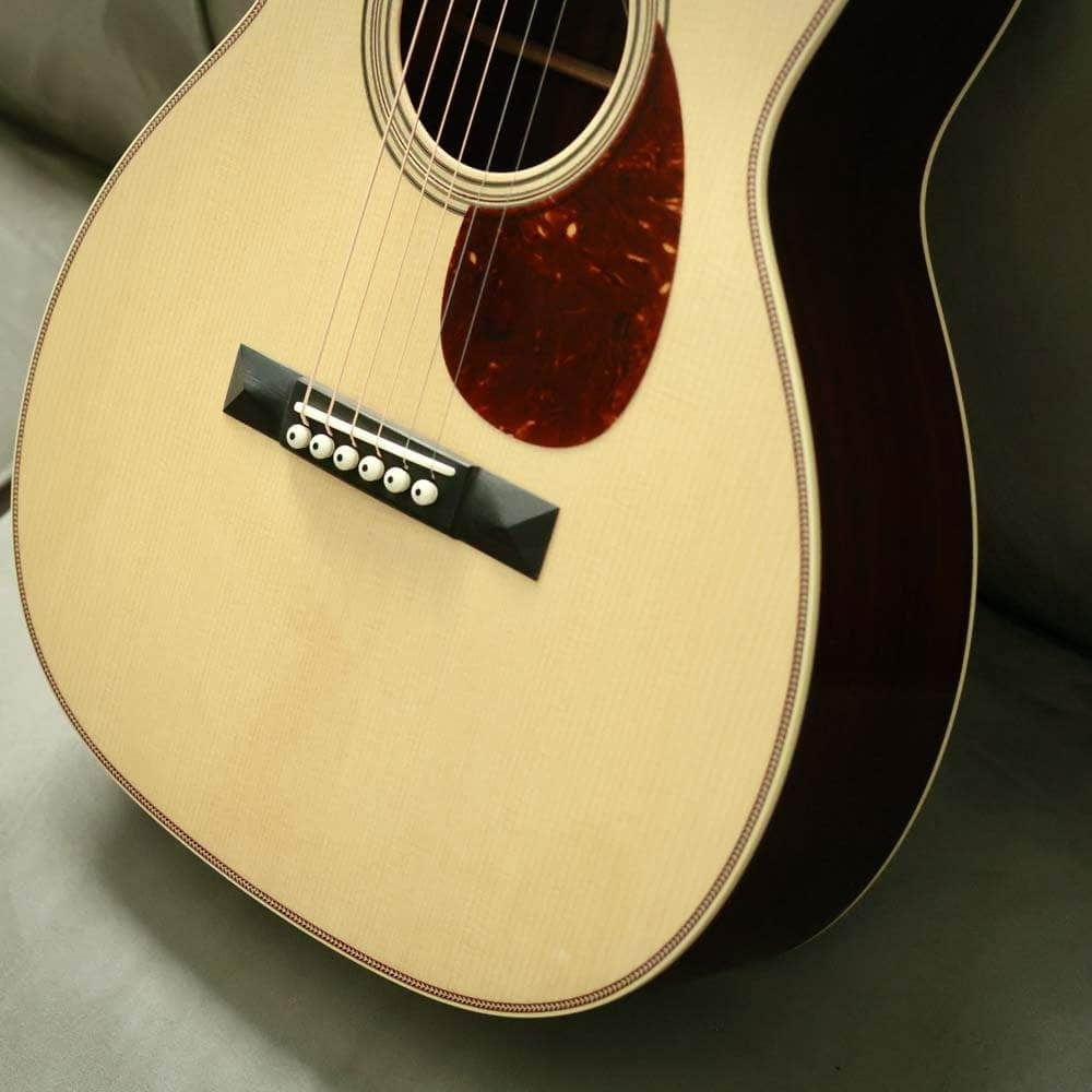 Collings 002H-T Traditional Package Collings Guitars