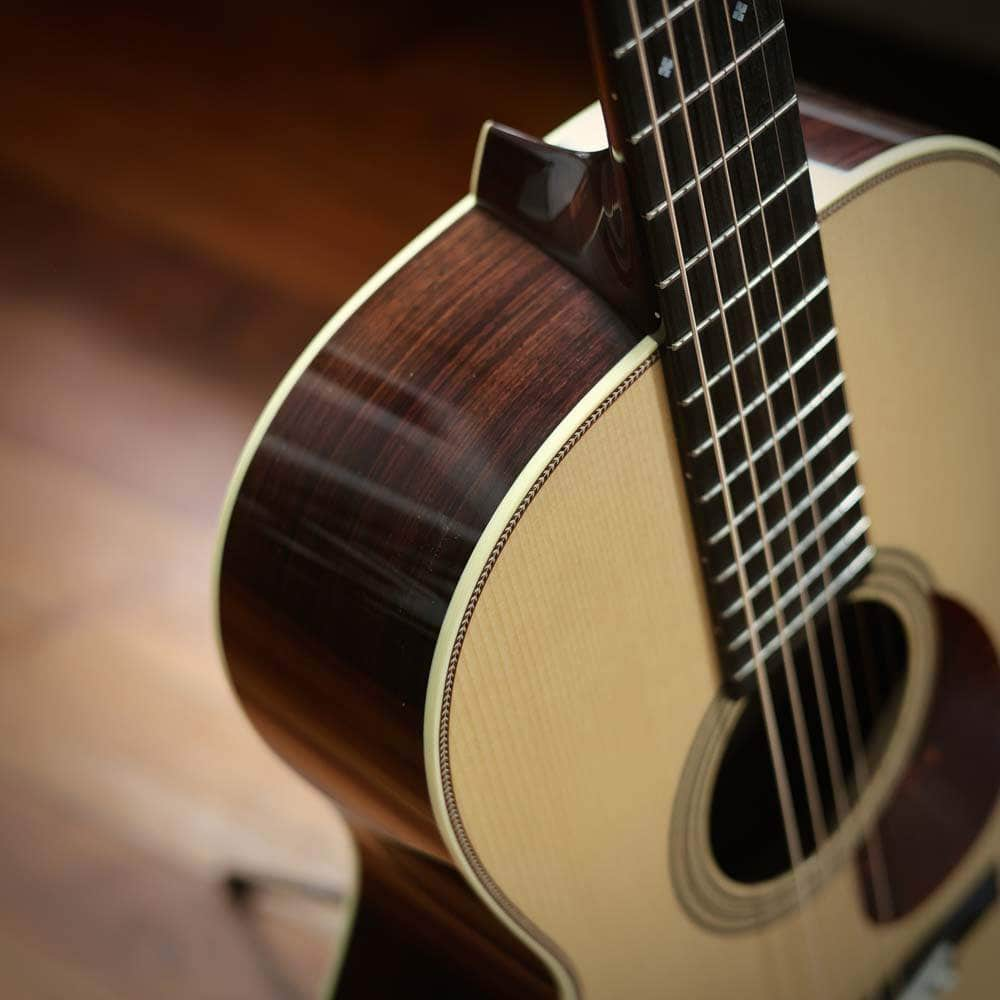 Collings 002H-T Traditional Package Collings Guitars