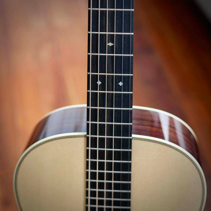 Collings 002H-T Traditional Package Collings Guitars